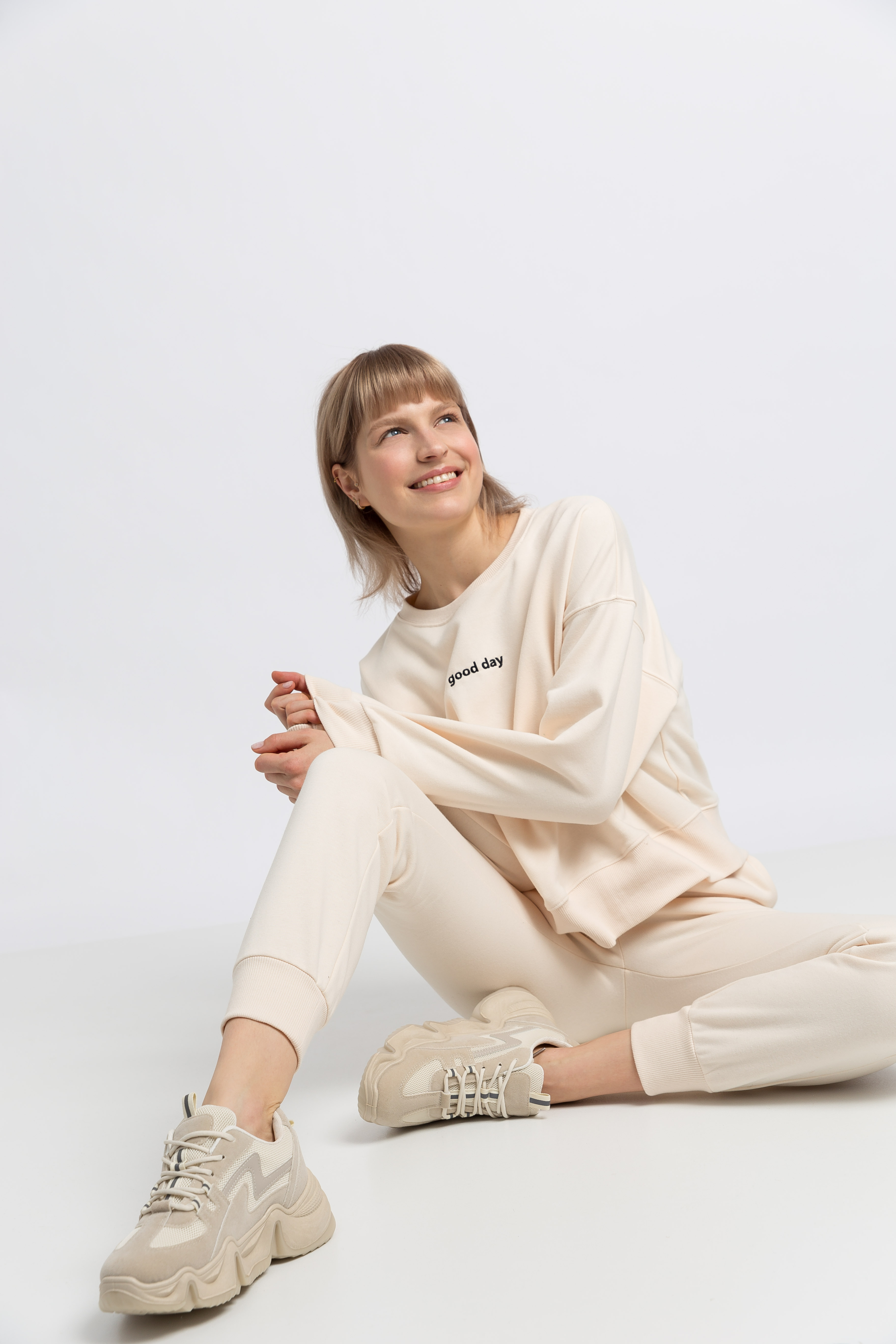 Pantaloni LaLupa pentru femeie LA055