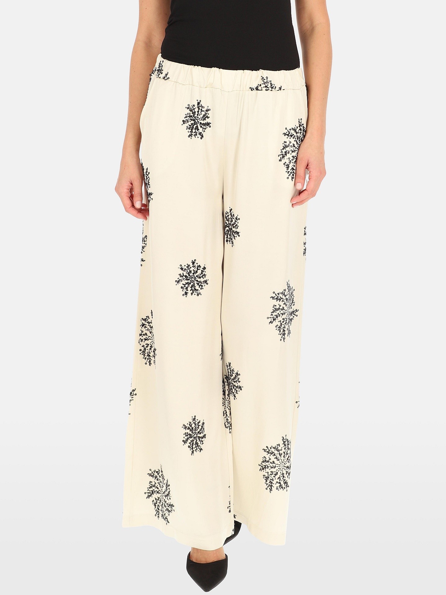PERSO Woman's Wide women's trousers decorated with sequin embroidery