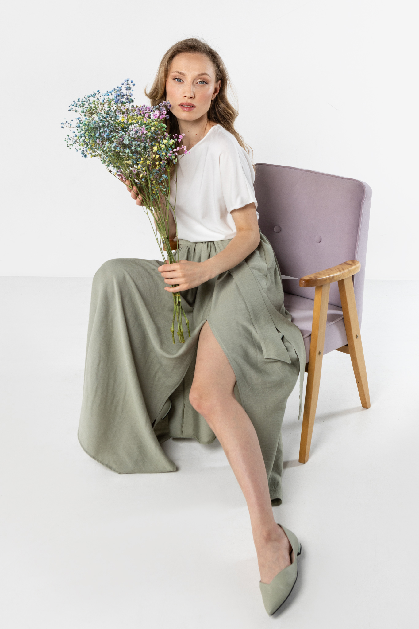 Дамска макси пола с цепка Awama A763