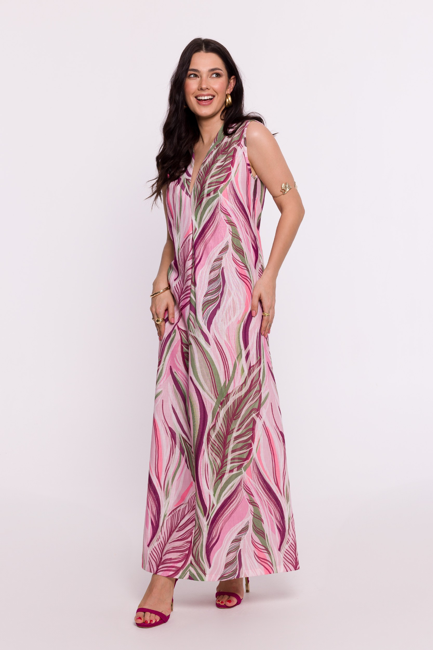 BeWear Woman's Maxi print dress - model 1