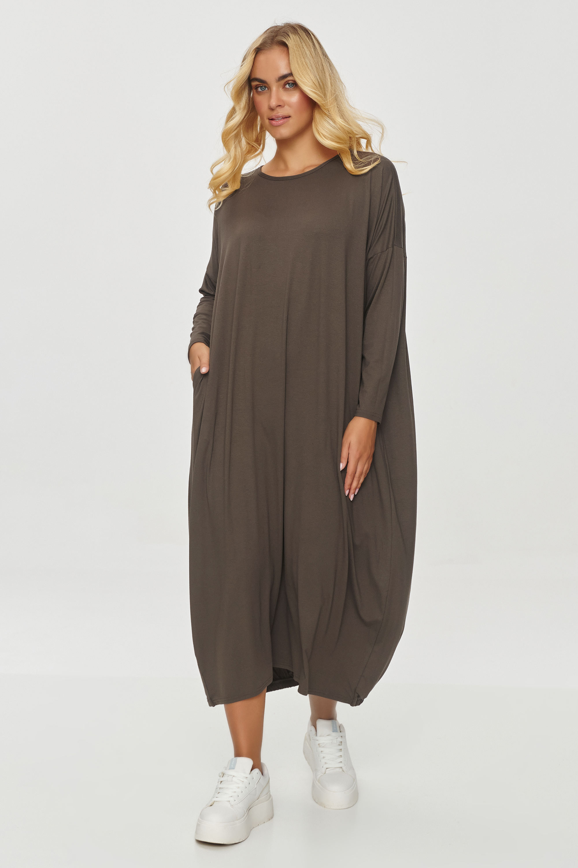 Makadamia Woman's Dress M839