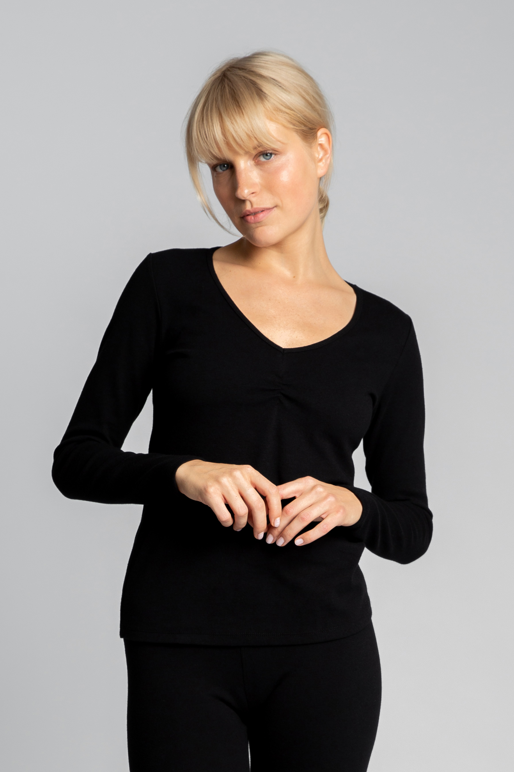 Bluza femeii LaLupa LA034