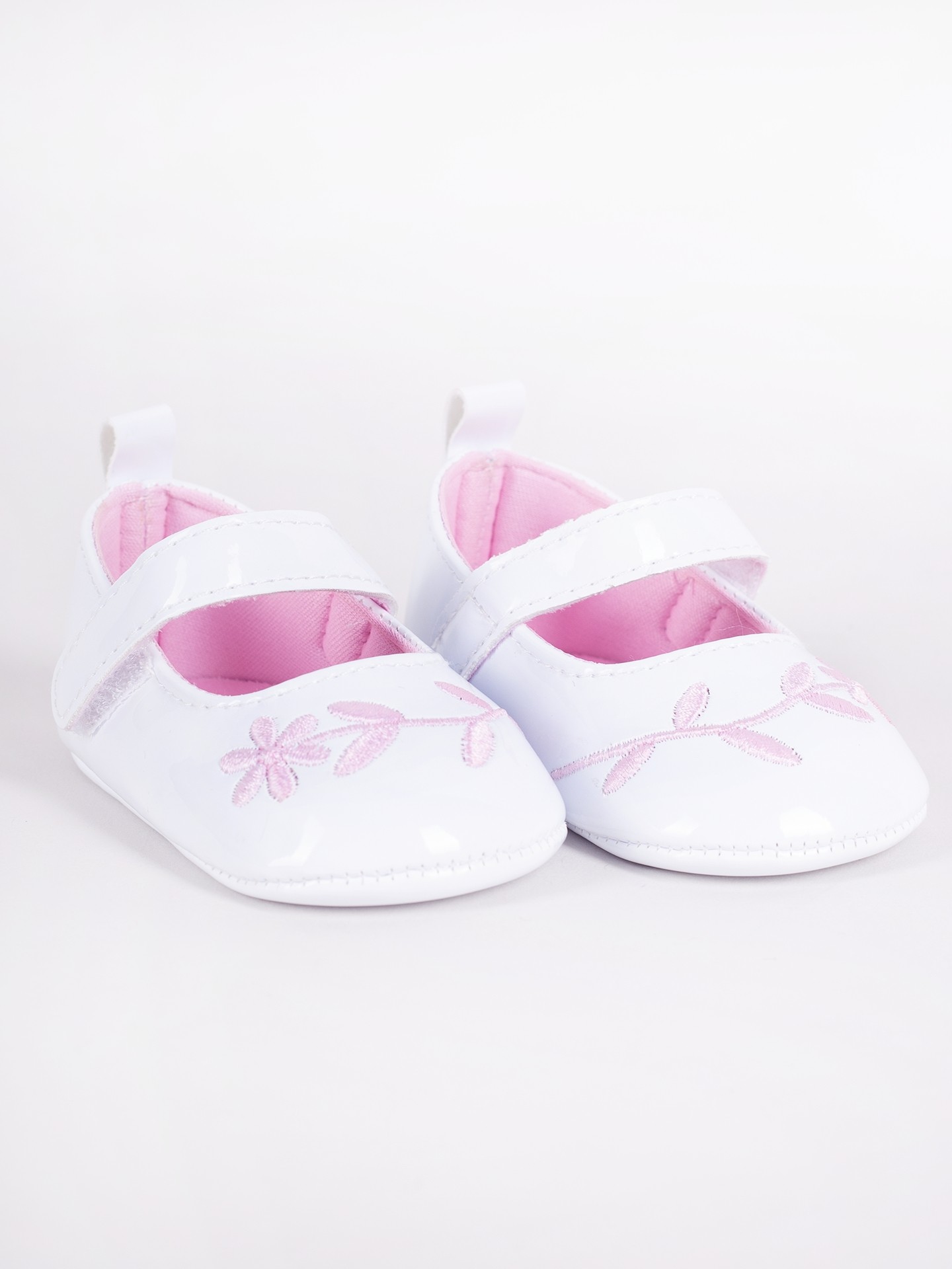 Levně Yoclub Kids's Baby Girl's Shoes OBO-0203G-0100