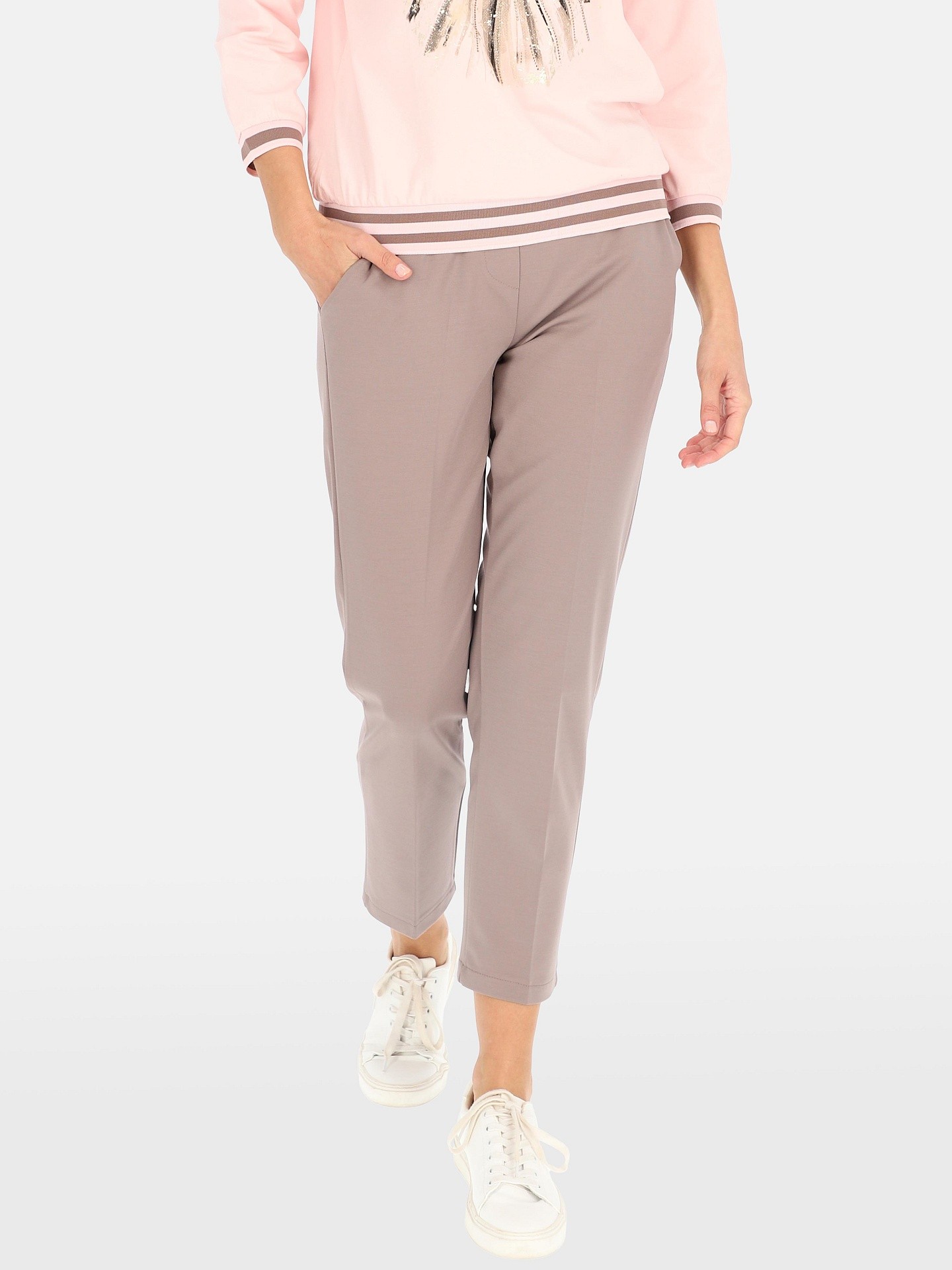 Елегантни дамски панталони тип цигара