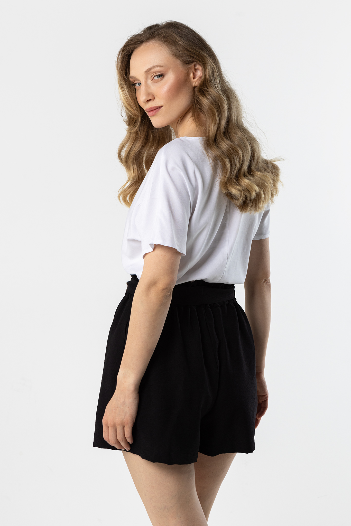Dámske šortky Awama A765
