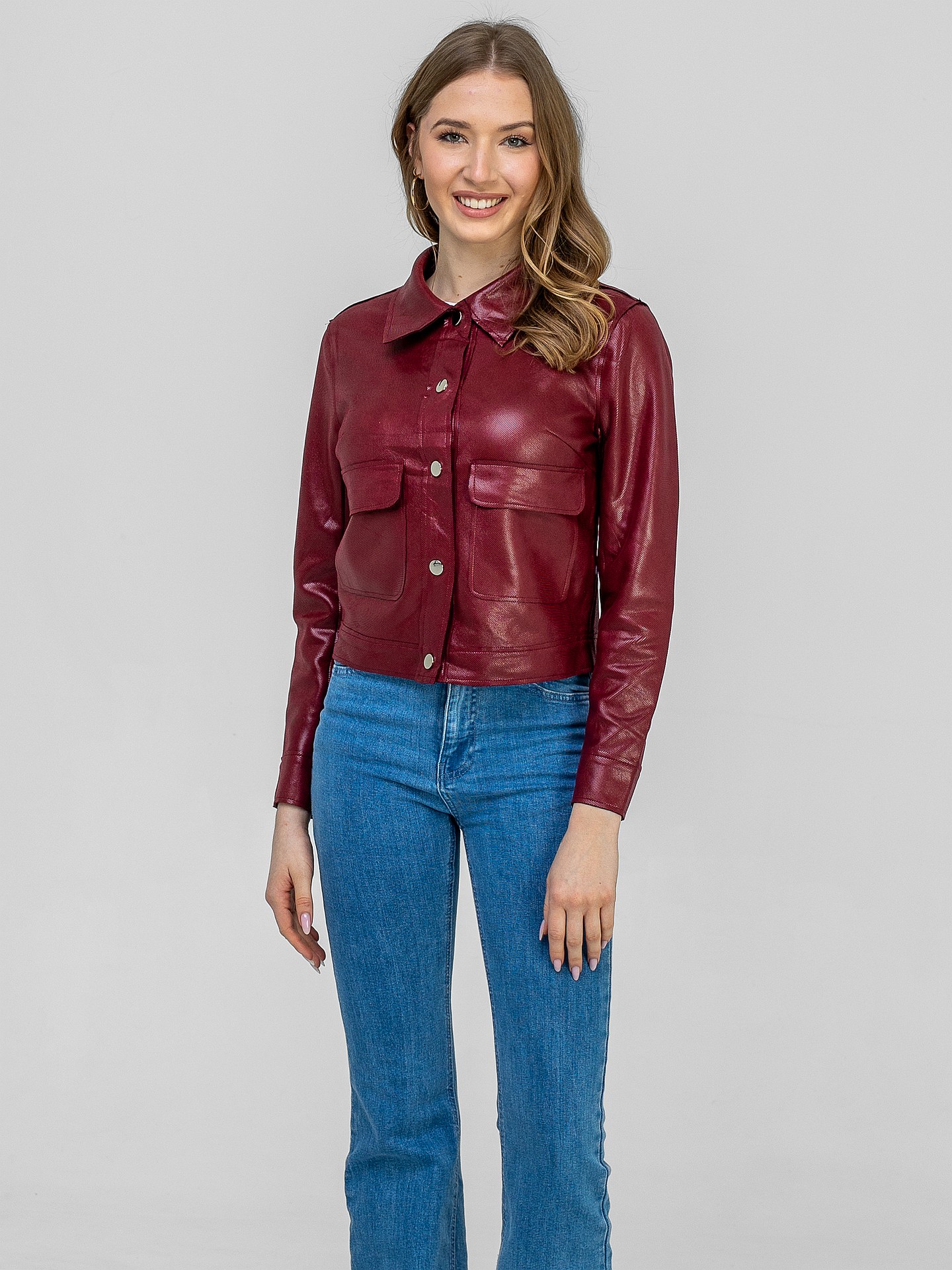 PERSO Woman's Stylish short women's jacket with a collar