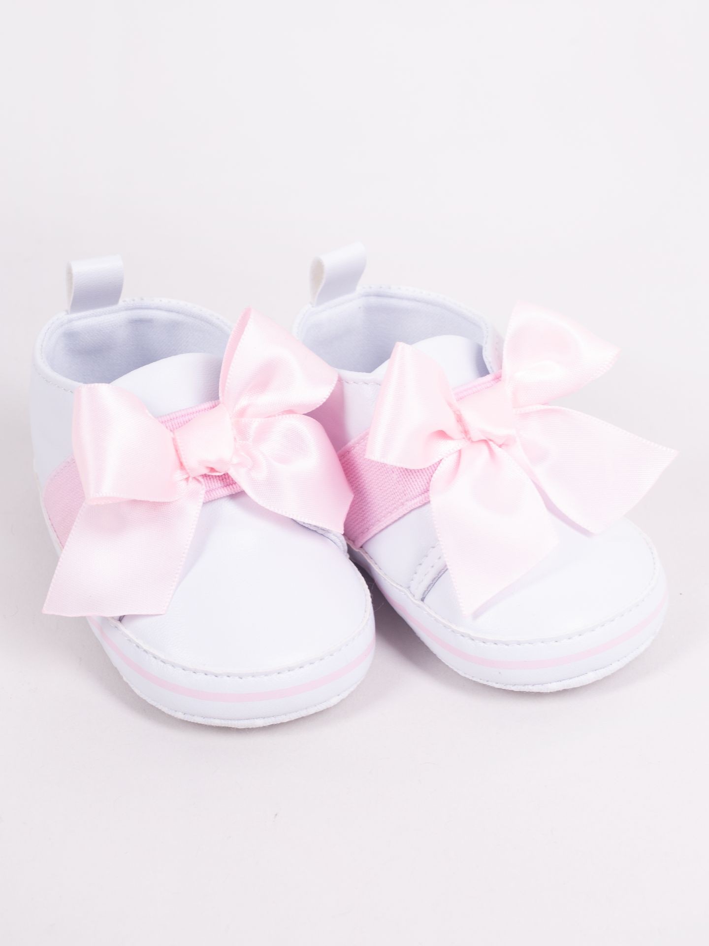 Levně Yoclub Kids's Baby Girls' Shoes OBO-0040G-0100