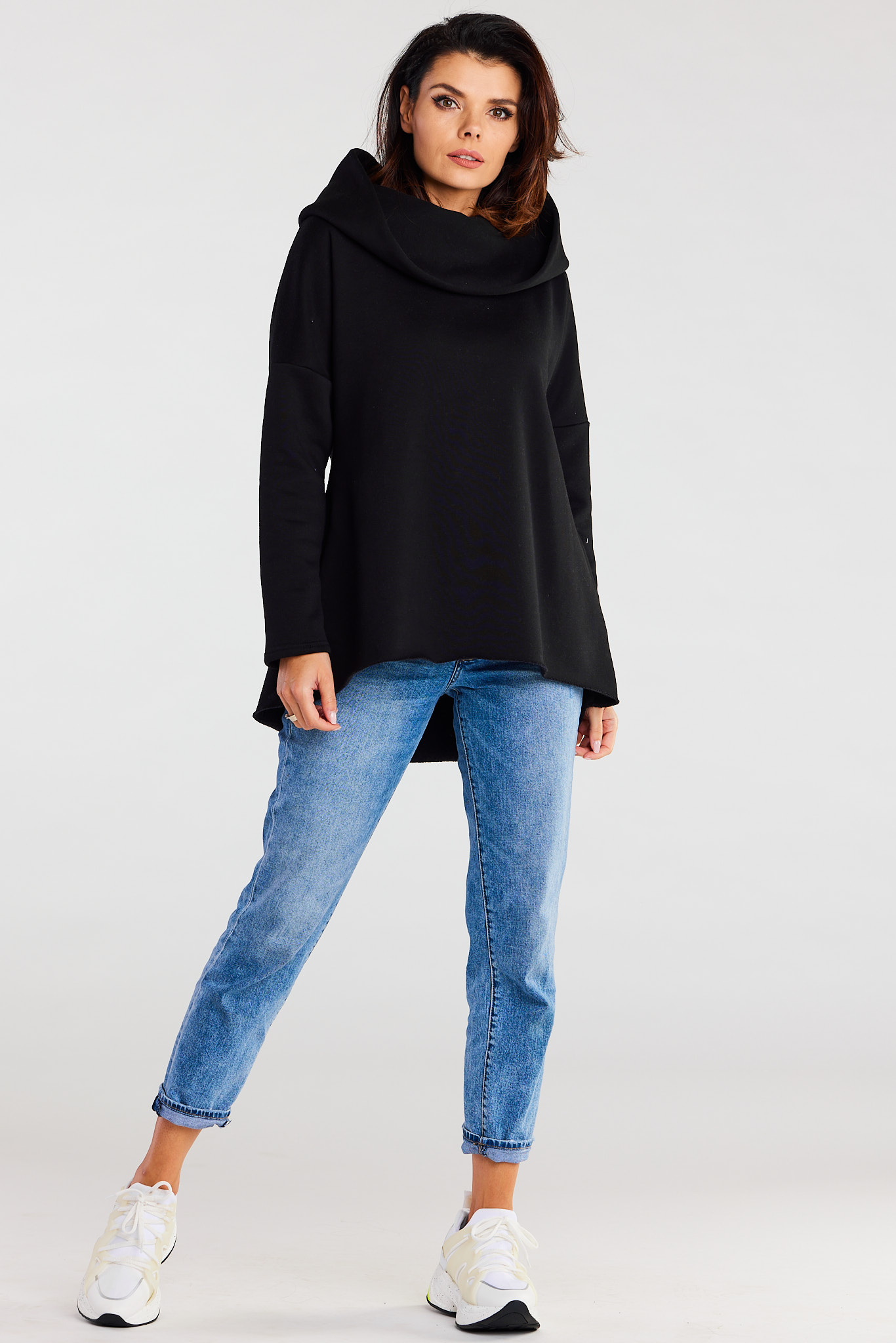 Hanorac dama, Awama A129