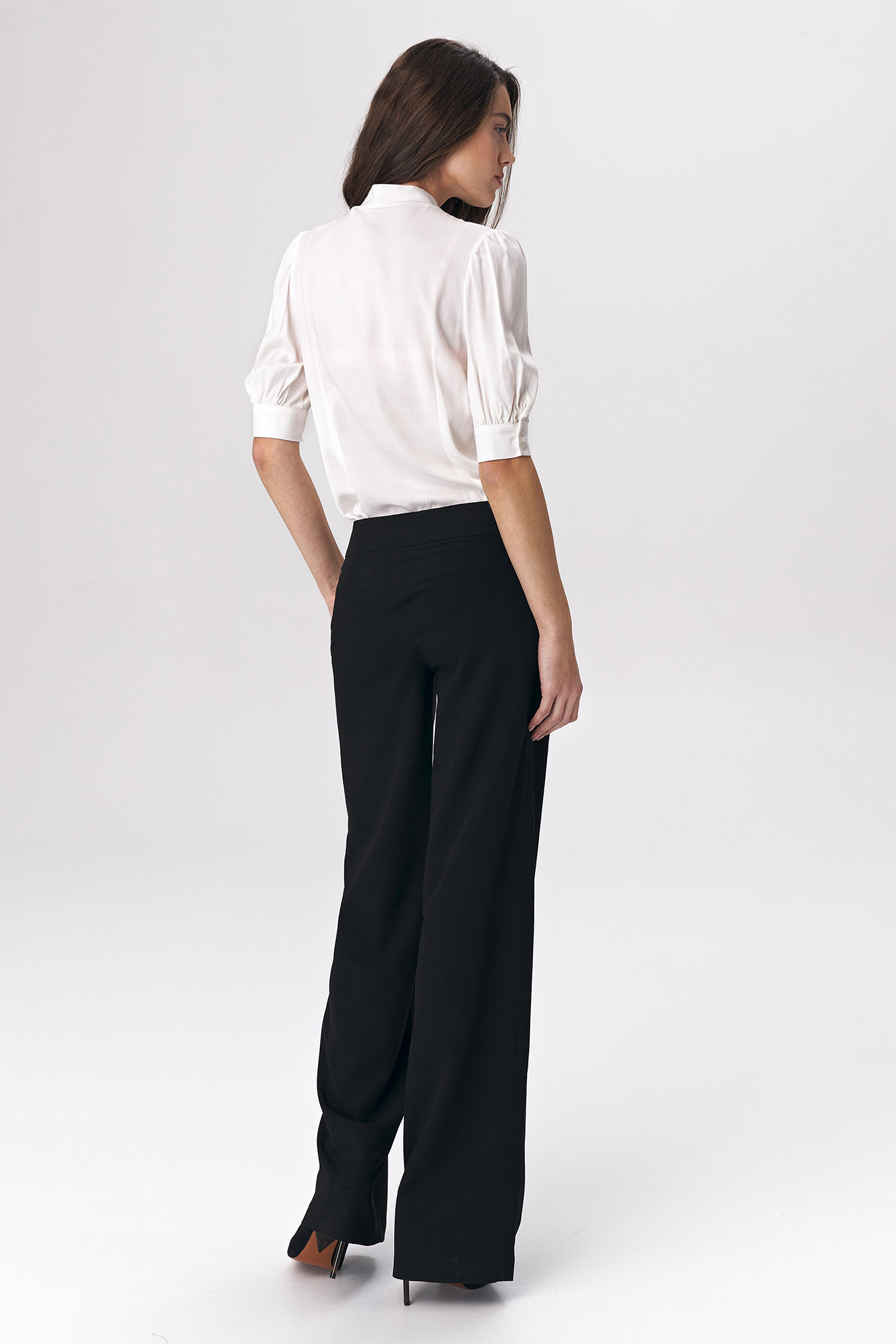 Nife Femeii Bluza B107