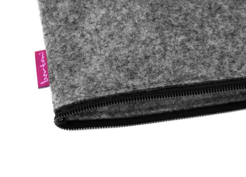 Bertoni Unisex&#039;s Pocket Cosmetic Bag Levitation