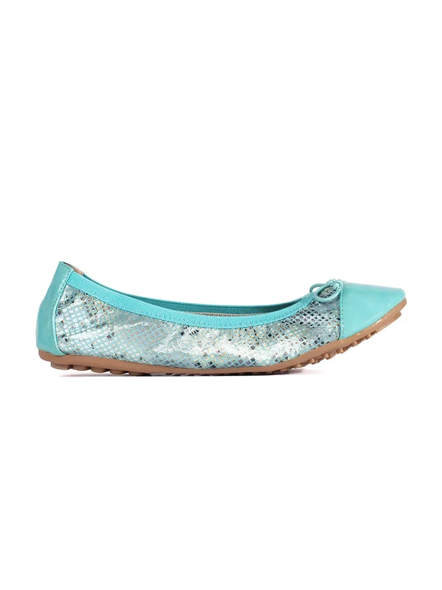 Shelvt Blue ballerinas with a snakeskin pattern and a bow