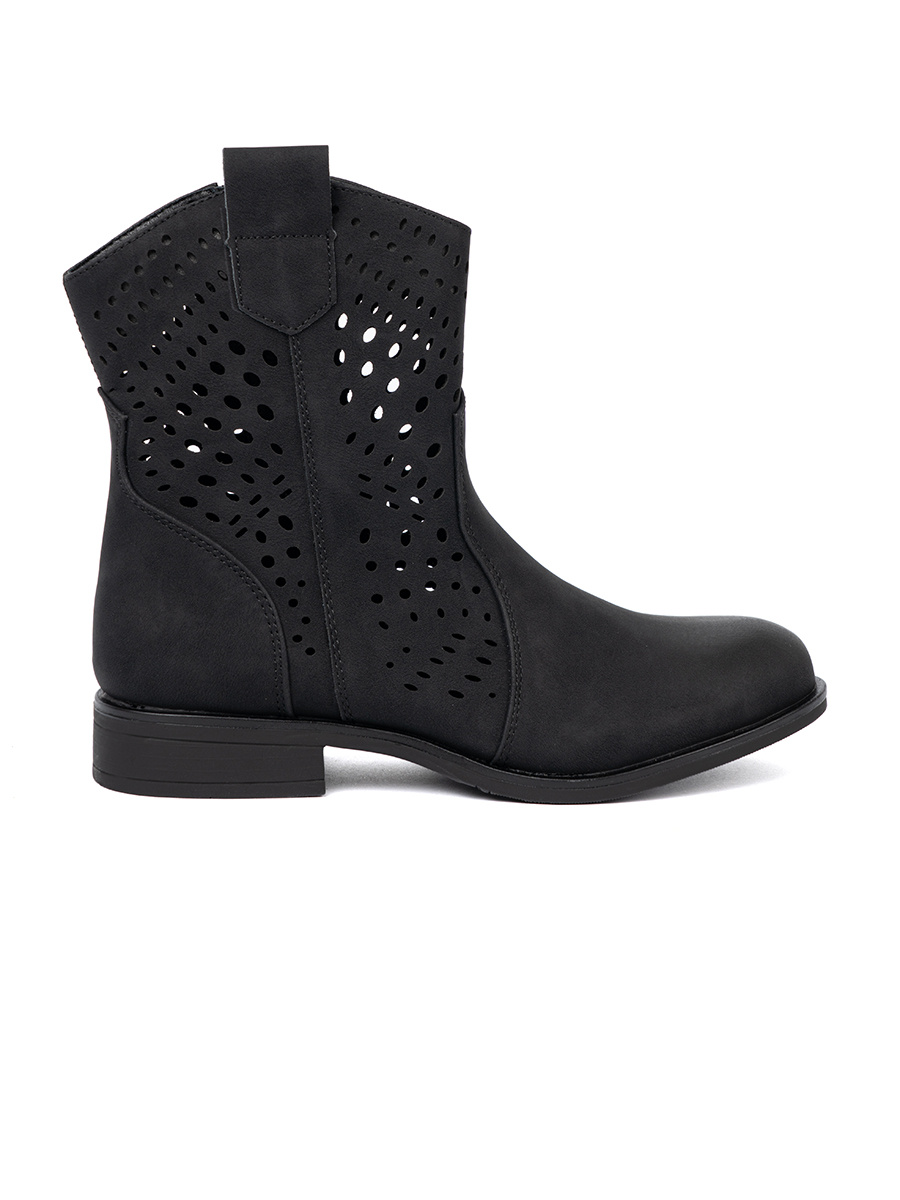 SEASTAR Openwork black boots