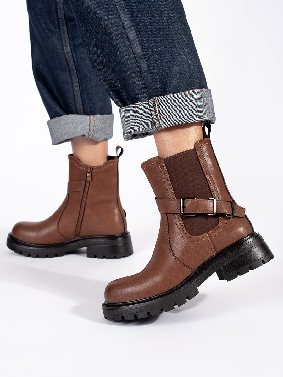 Shelvt Brown womens leather Chelsea boots on a platform Sergio Leone