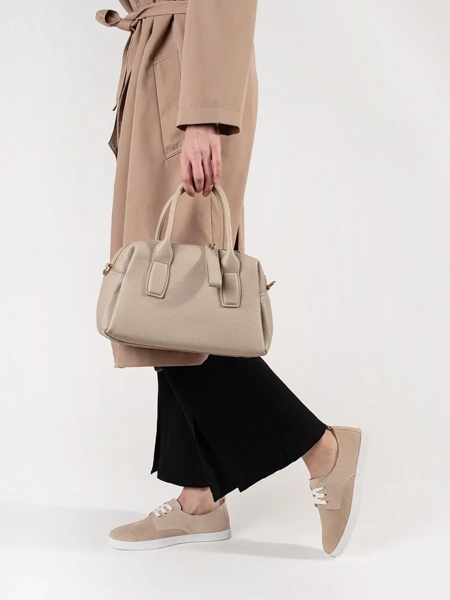Shelvt Beige shoulder bag