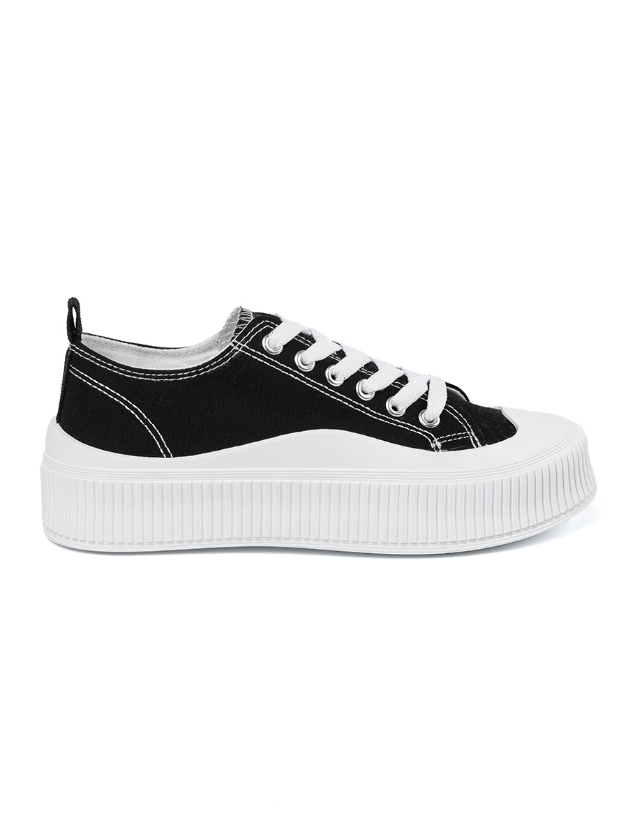 Shelvt Black and white sneakers with a thick sole