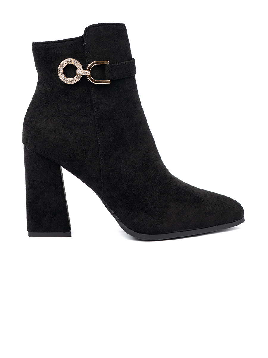 Shelvt Elegant black boots with a jewelry accent