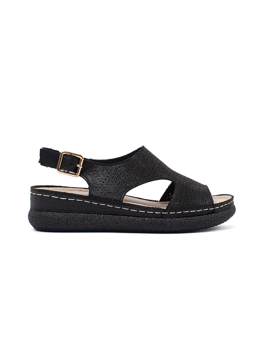 GOODIN Black sandals on a light platform