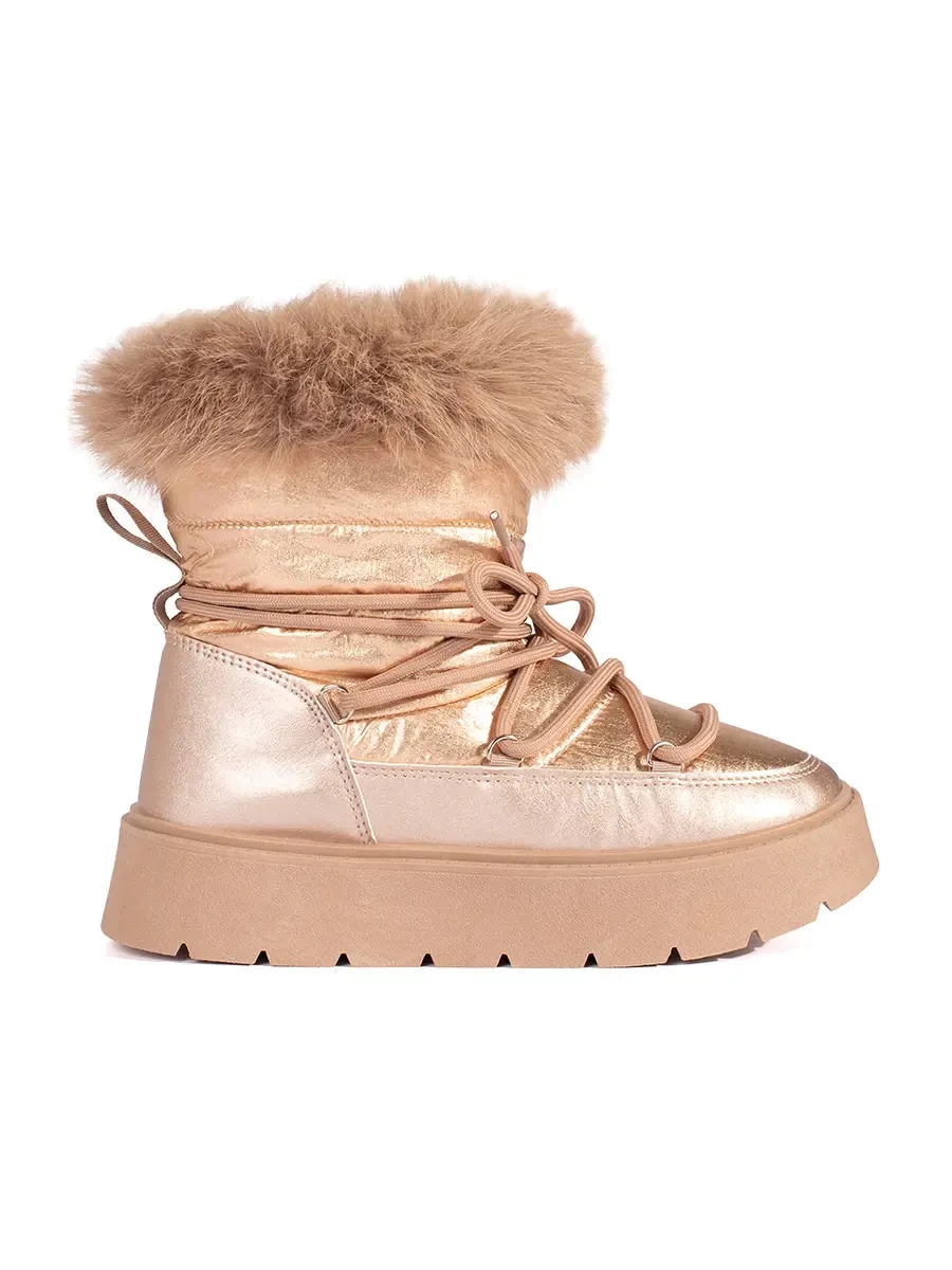 Shelvt Womens golden snow boots with fur on a thick sole