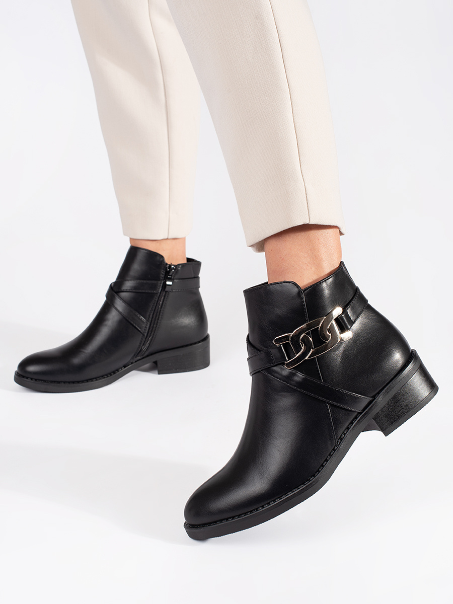 Shelvt Black Chelsea boots with a flat heel with a decorative belt