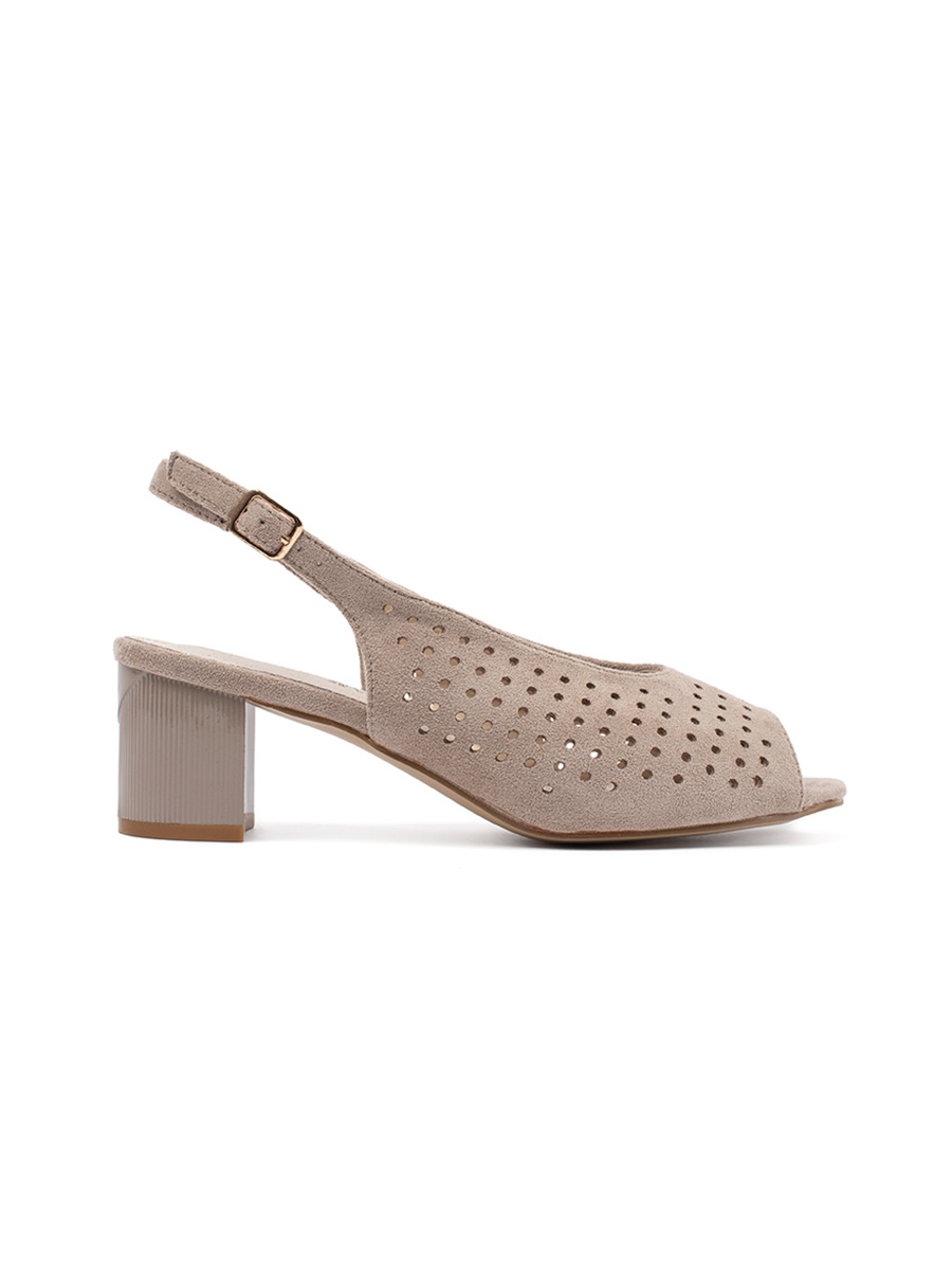 GOODIN Beige low-heeled sandals