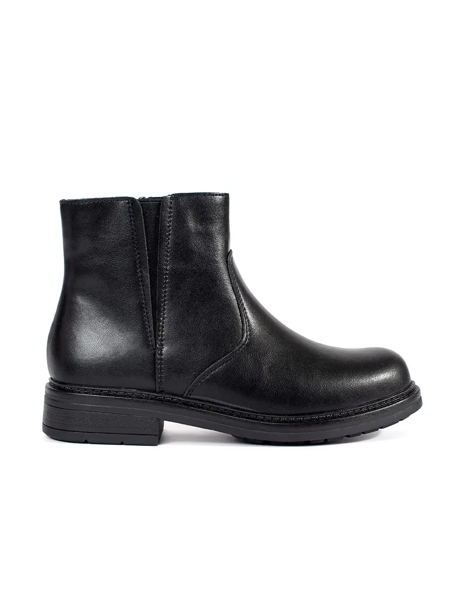 Black leather Chelsea boots on a flat sole Sergio Leone