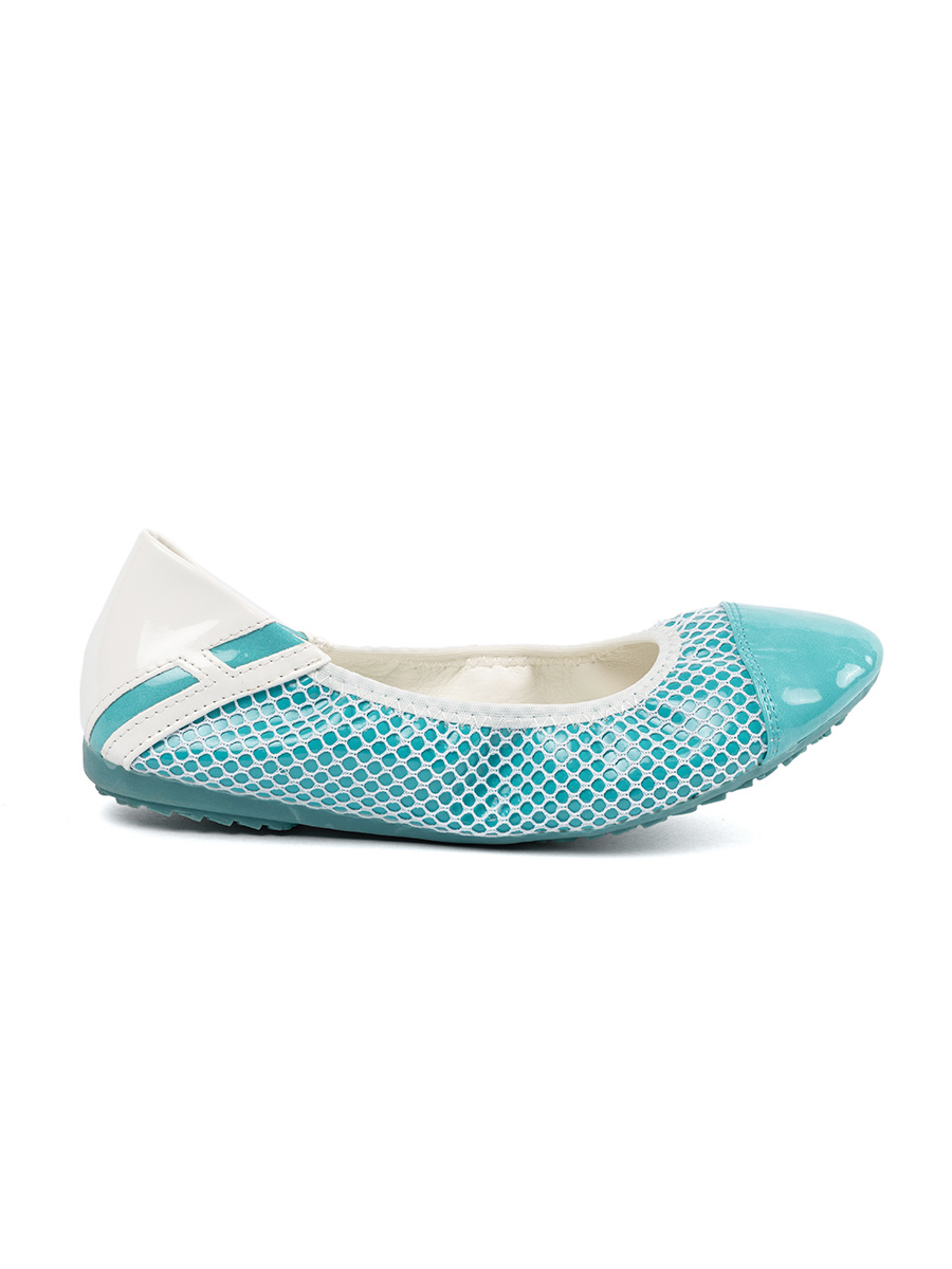 Shelvt Blue ballerinas with a white strainer