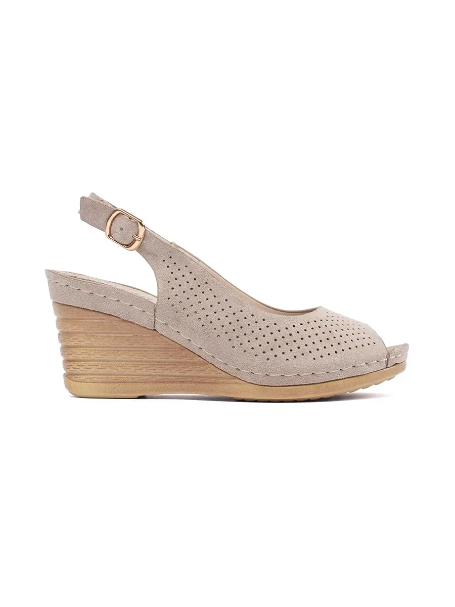 GOODIN Openwork beige wedge sandals