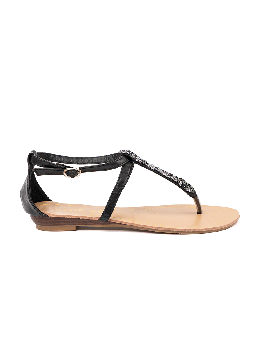 Shelvt Flat sandals black in flip-flop style