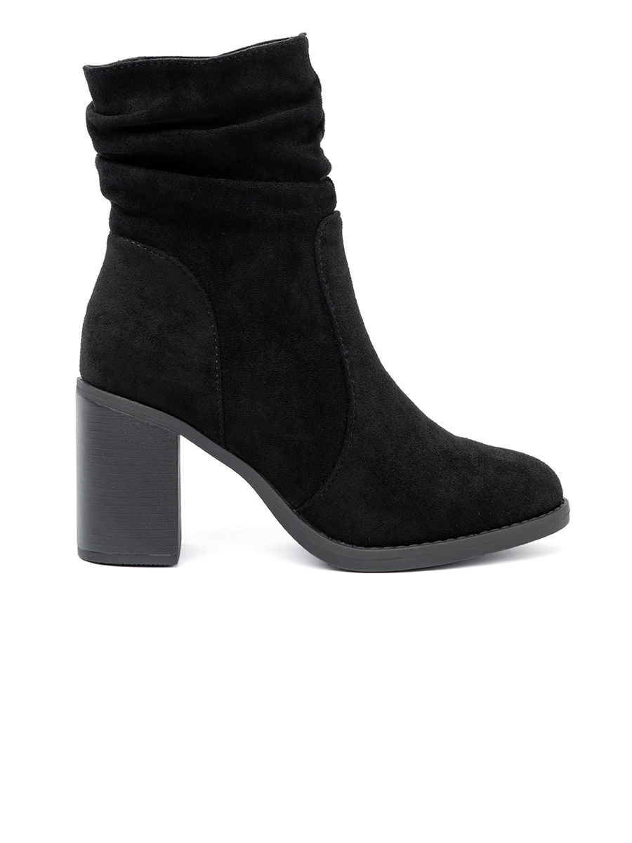 Shelvt Elegant black ankle boots with a ruffled upper