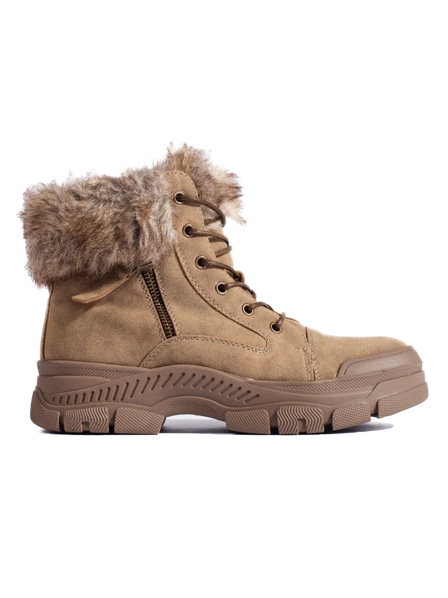 Brown womens trappers with Fur Shelvt