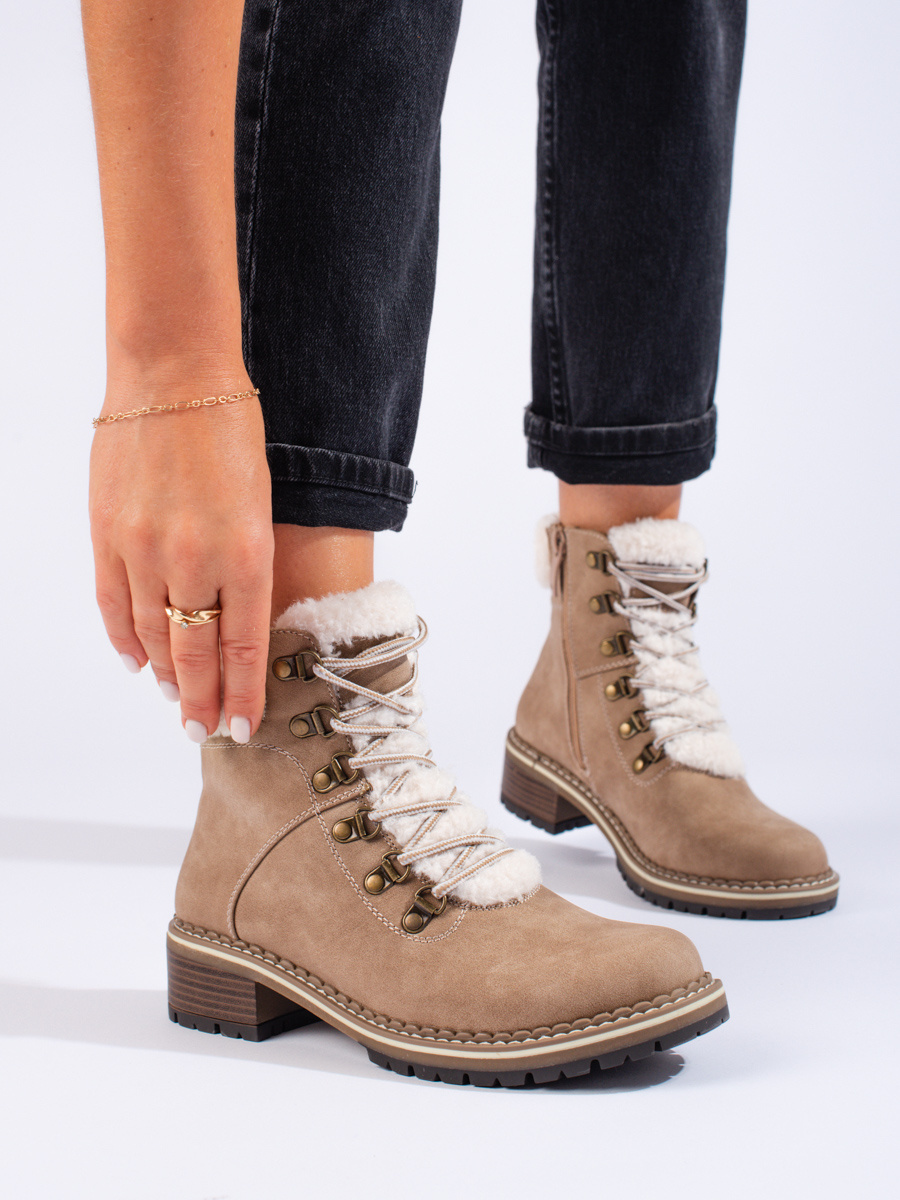 Women's trappers shelovet with sheepskin coat