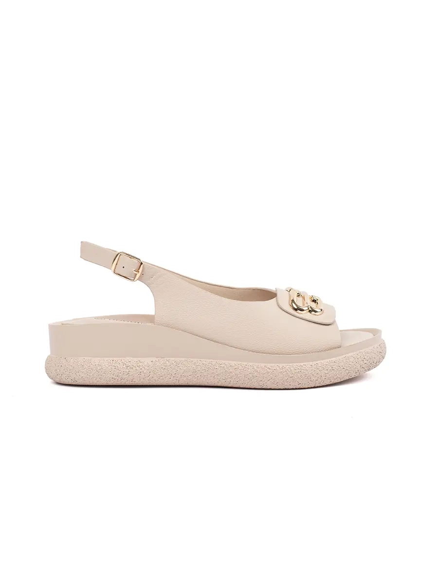 GOODIN Flat sandals beige with decoration