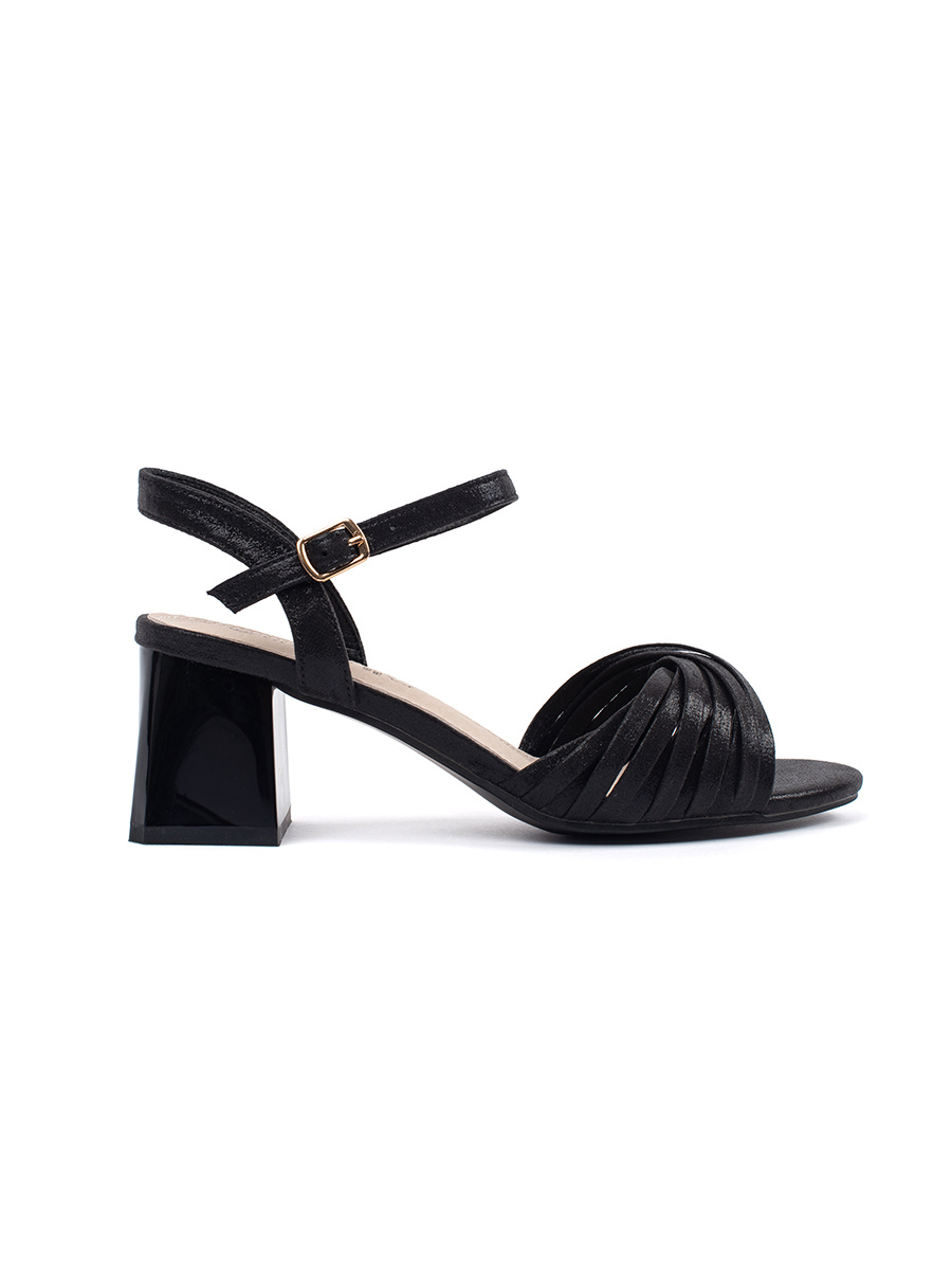 GOODIN Black elegant sandals with a low heel