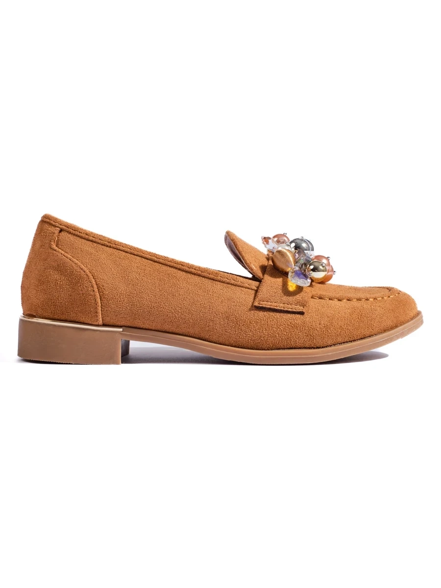 Mocasini dama, Shelvt
