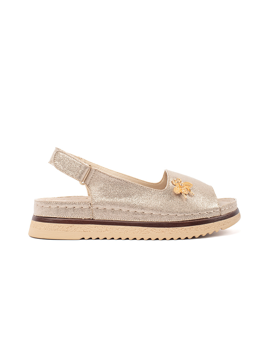 GOODIN Gold platform sandals with a pin