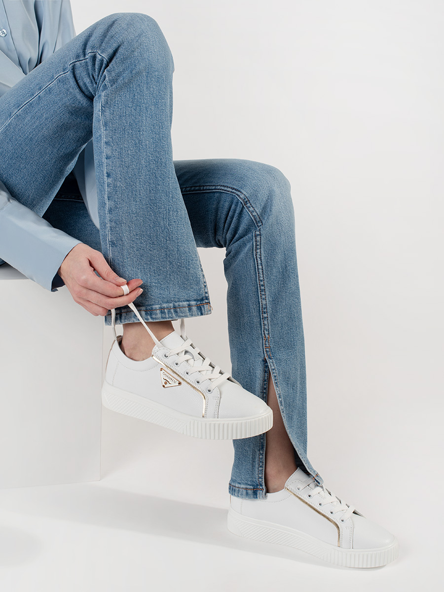 GOODIN White leather sneakers with a thick sole