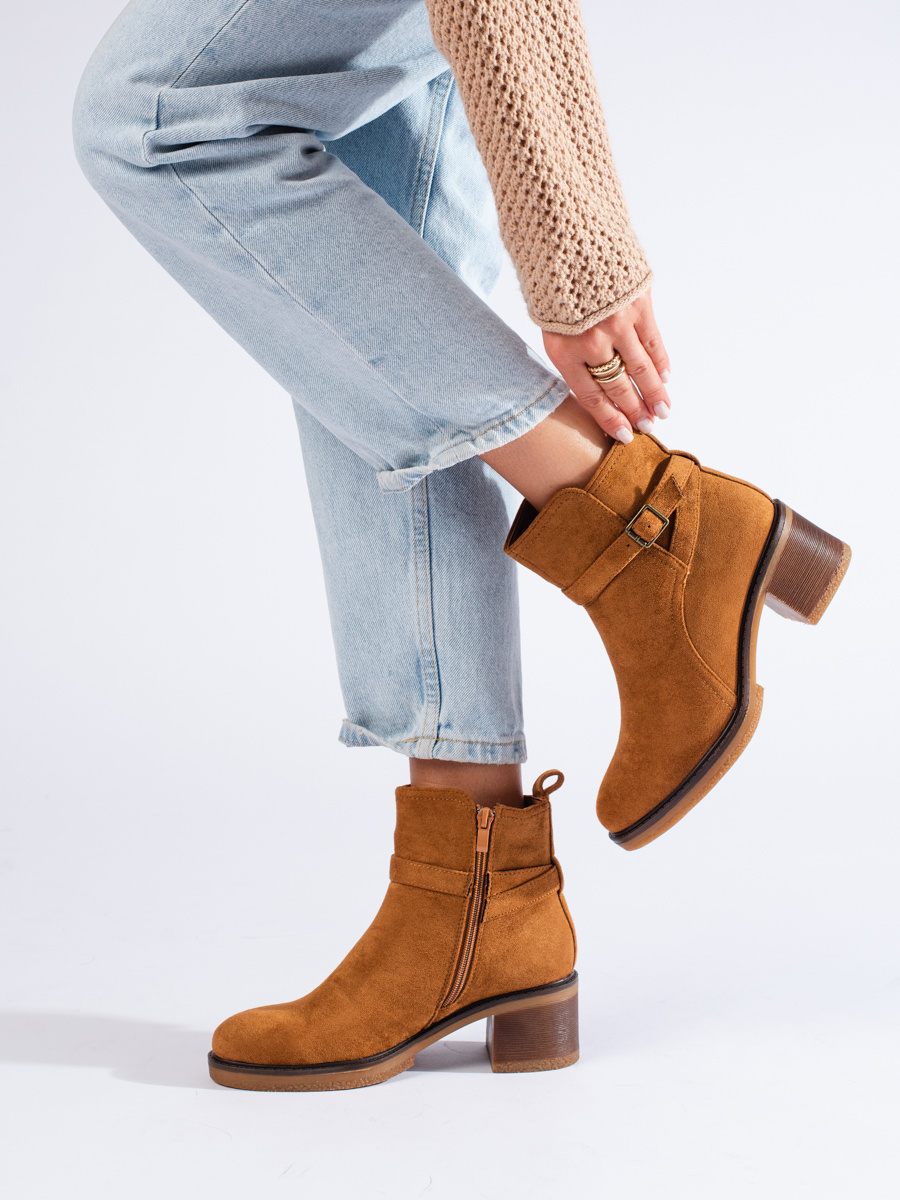 Botine dama, SHELOVET