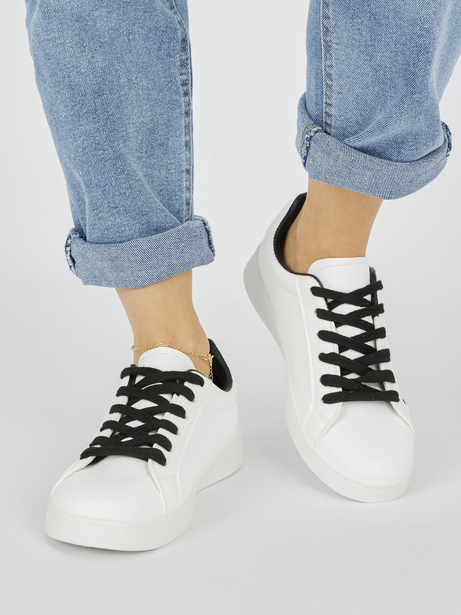 Shelvt White womens trainers