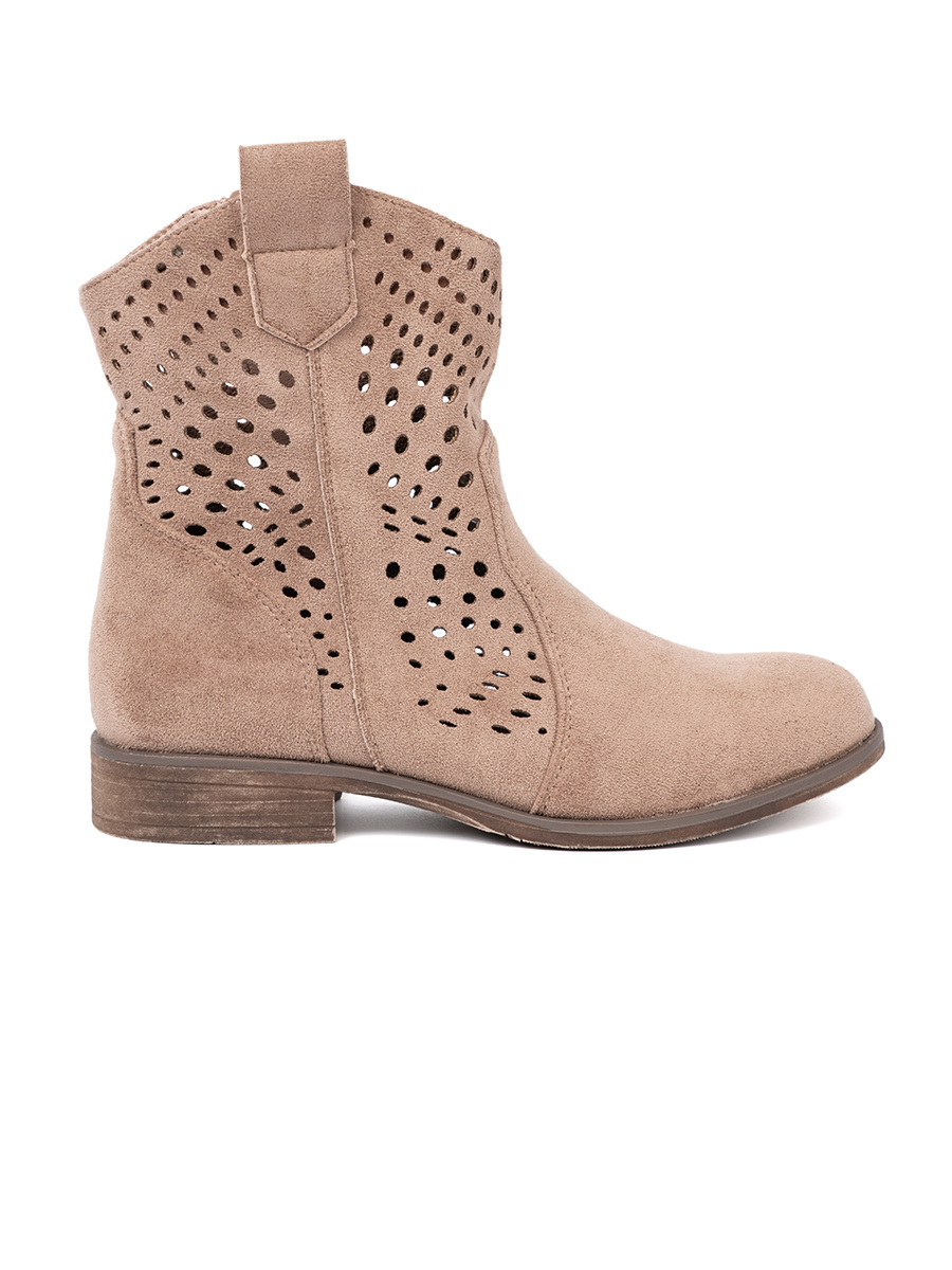 SEASTAR Beige openwork boots in cowboy style