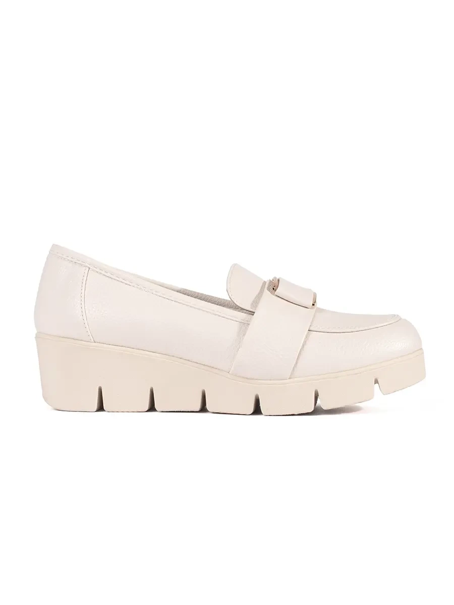 GOODIN Light beige wedge shoes