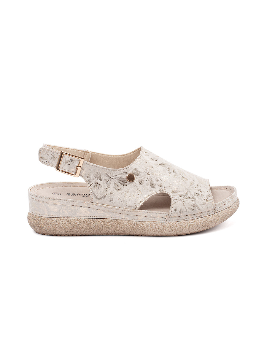 GOODIN Light beige flat sandals with buckle