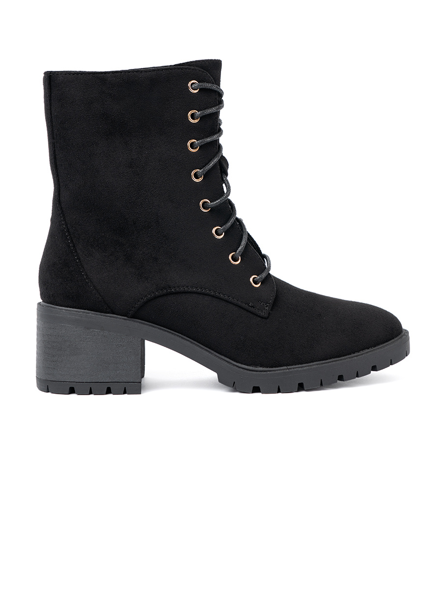 Shelvt Comfortable black ankle boots with a round toe