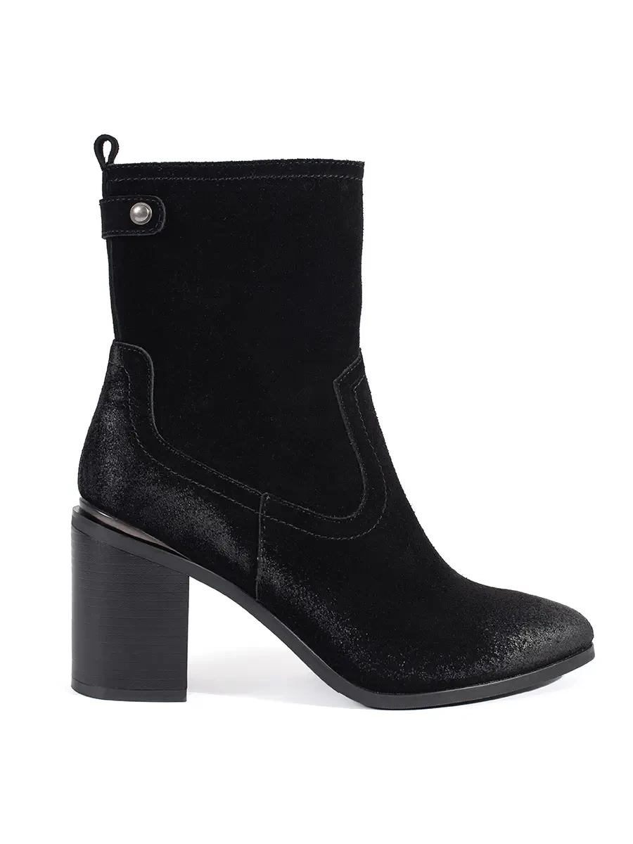 Womens black leather ankle boots on a stiletto heel by Sergio Leone