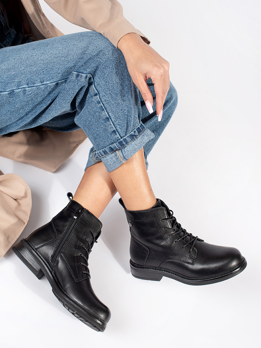 Black lace-up womens leather ankle boots Sergio Leone