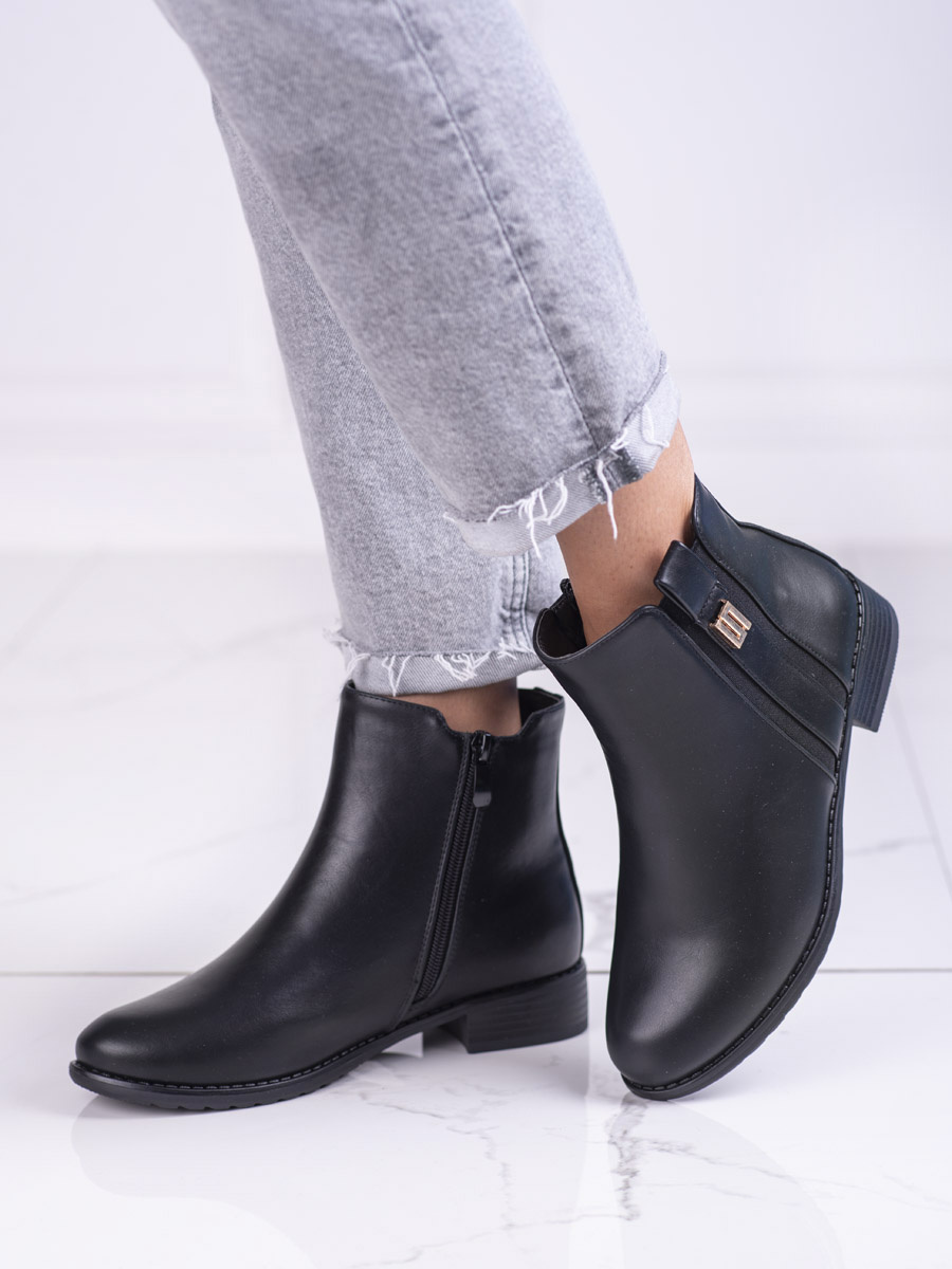 Elegant womens daggers with flat heel Shelvt