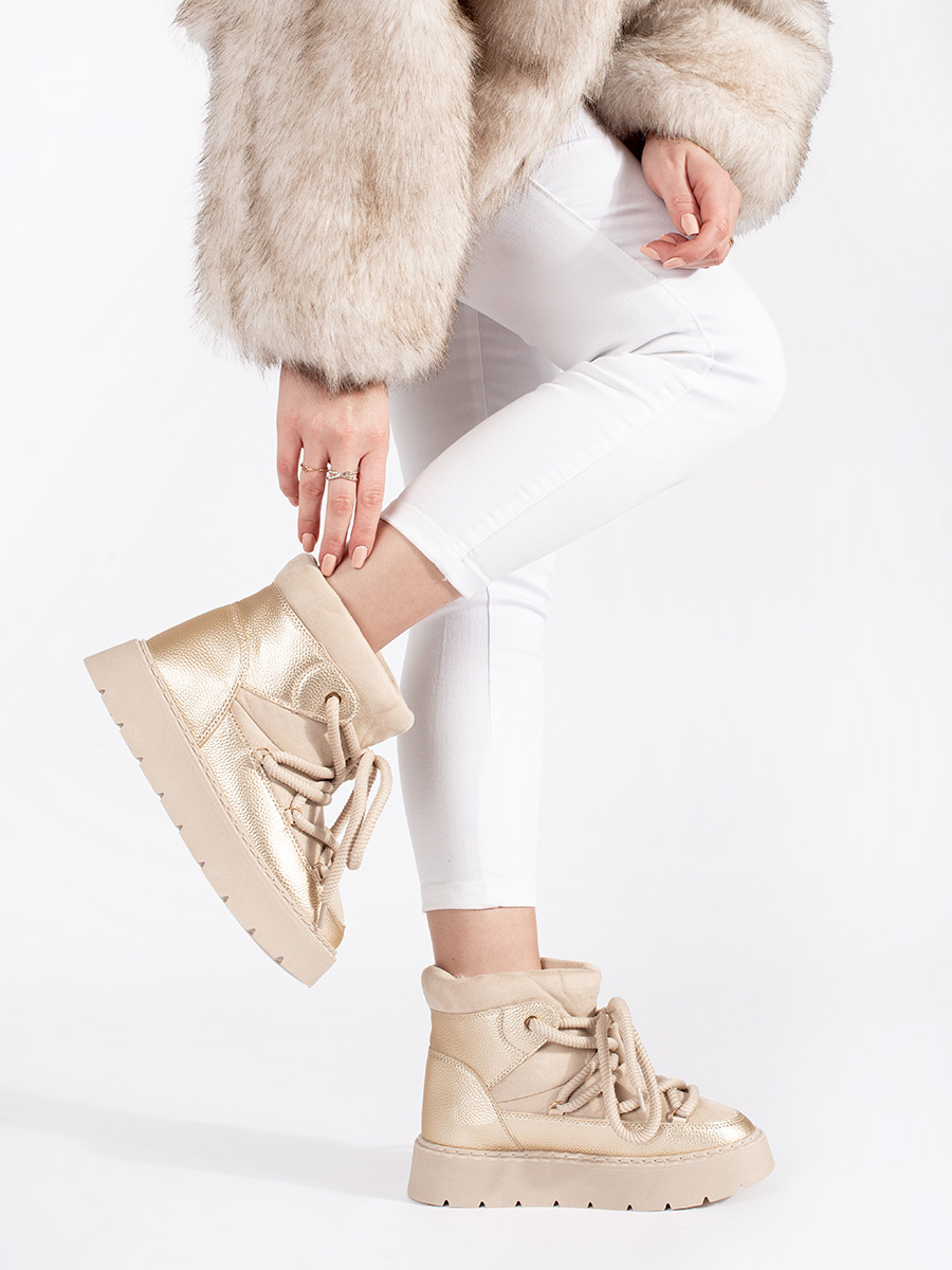Shelvt Light beige lace-up womens snow boots with a thick sole