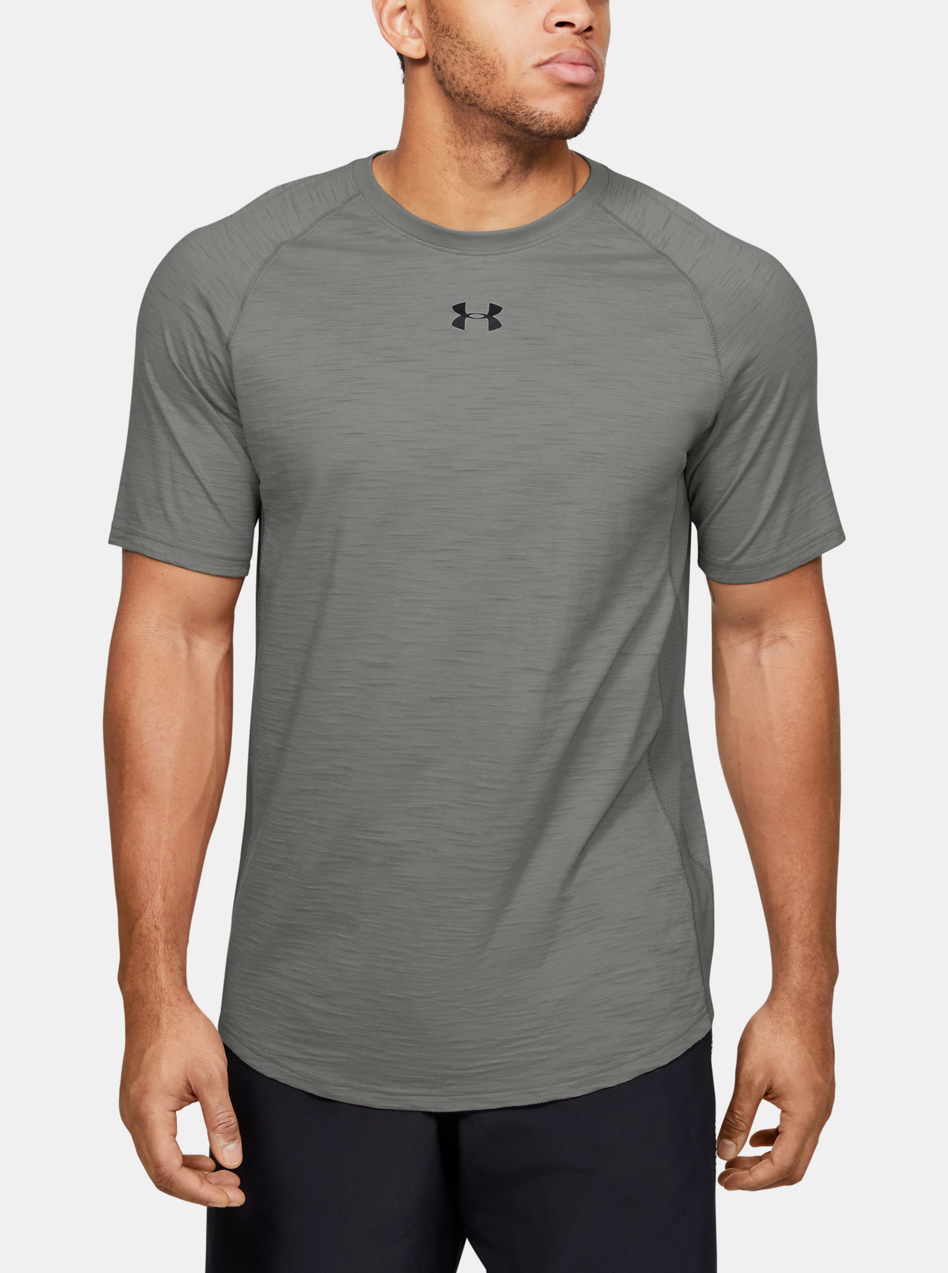 Šedé pánske tričko Charged Under Armour