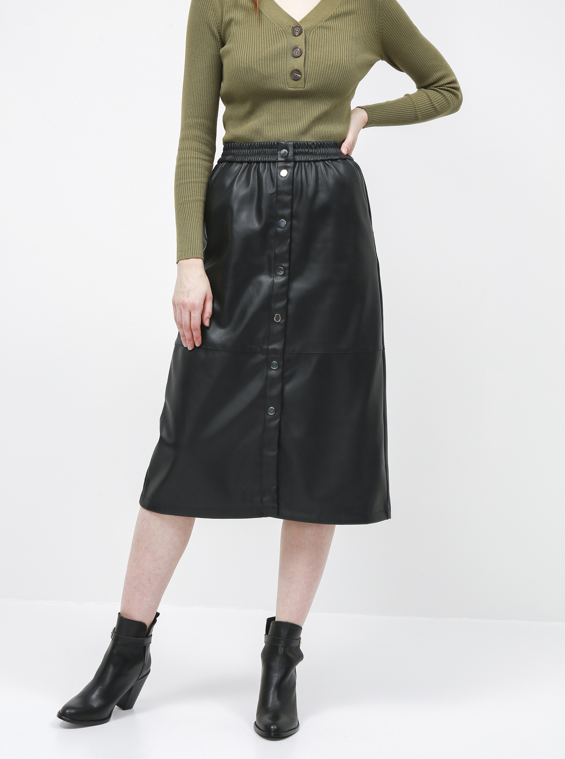 vila black leather skirt