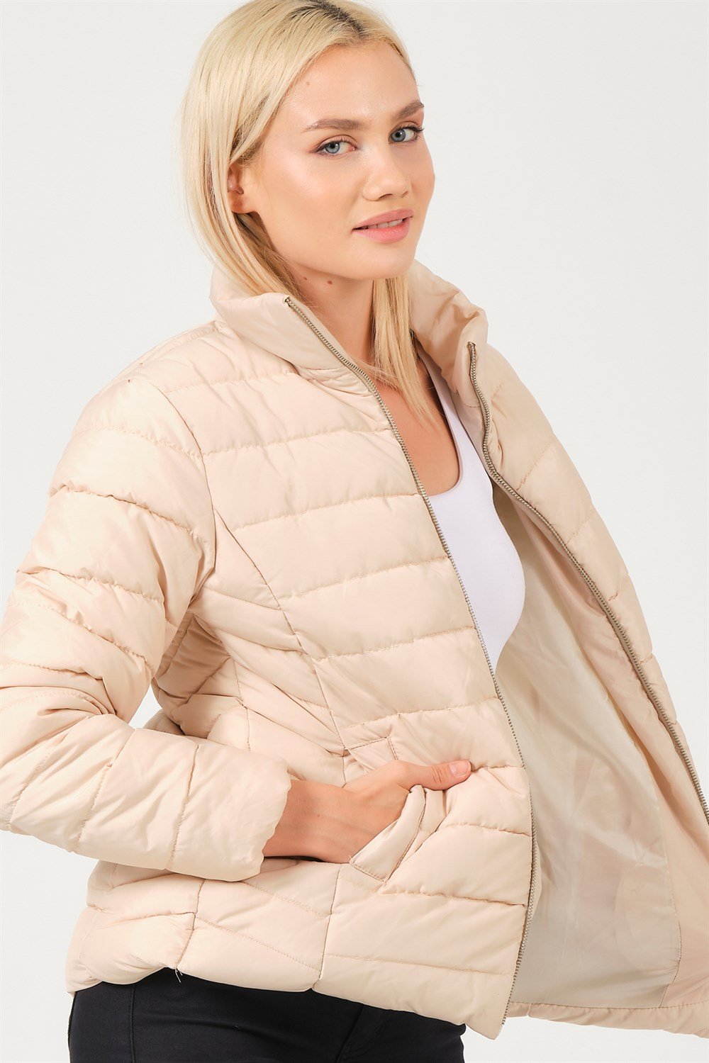 Geaca dama, dewberry