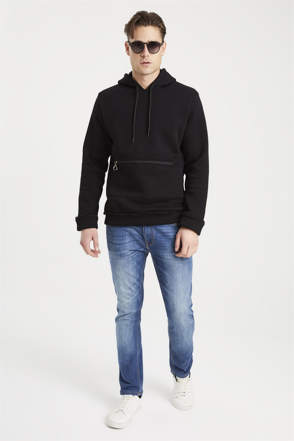 1043 DEWBERRY MEN'S SWEATSHIRT-BLACK